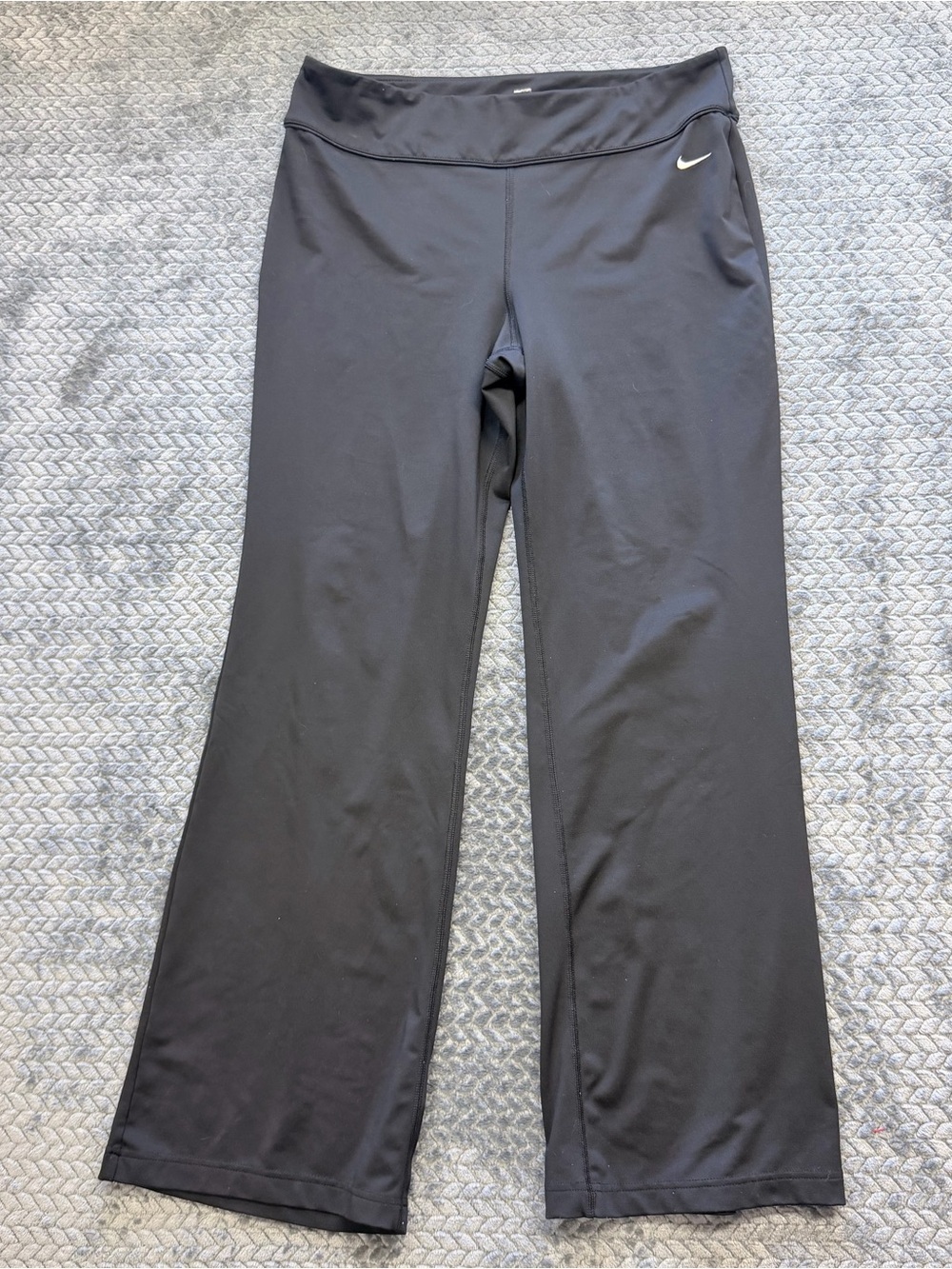 Nike Fit Dry Black Yoga Flare Pants Size Large